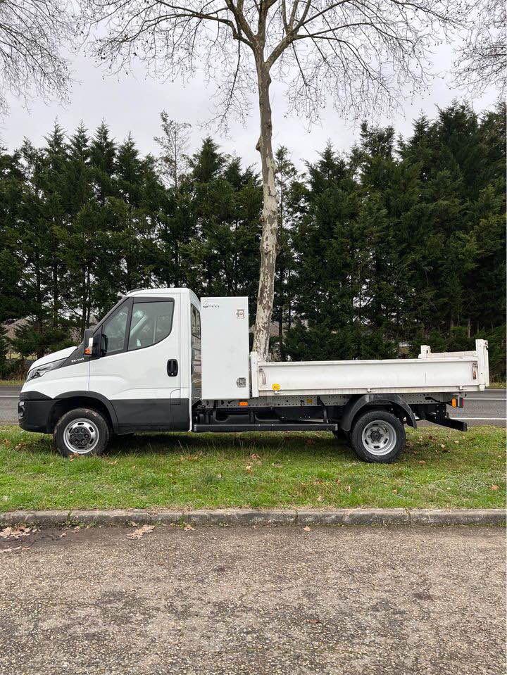 Camion Iveco benne 2L3 35-c14